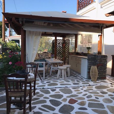 Niriides Hotel Amoliani Bagian luar foto